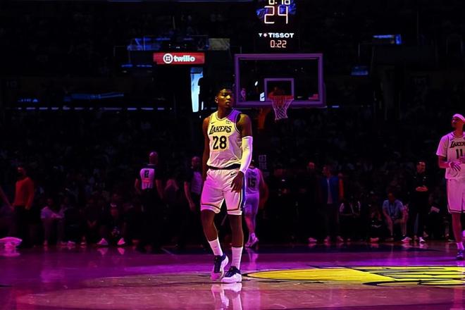 东契奇绝杀助湖人登顶西部前三 八村塁替补表现