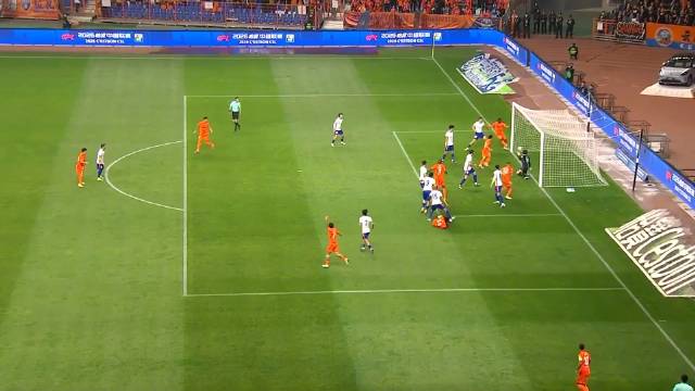 川渝德比两记世界波引爆中超，云南玉昆4-0山东