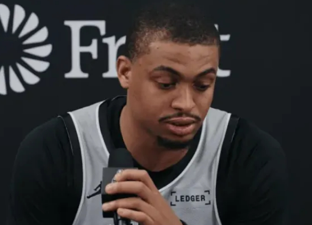 凯尔登-约翰逊1003分创马刺队史替补得分纪录，超