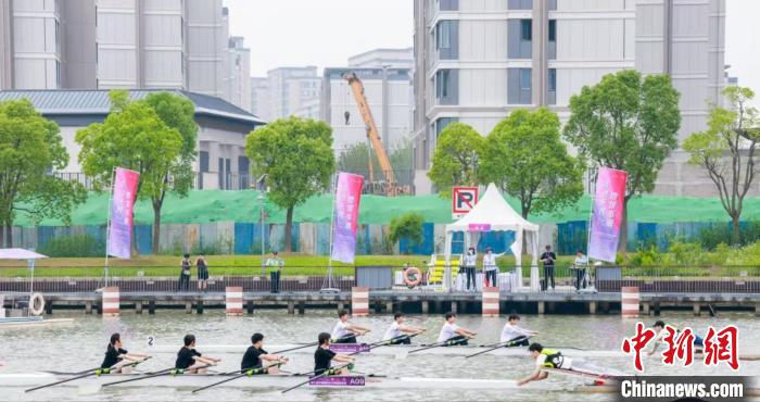 第三届中国国际女子赛艇精英赛在上海奉贤金汇