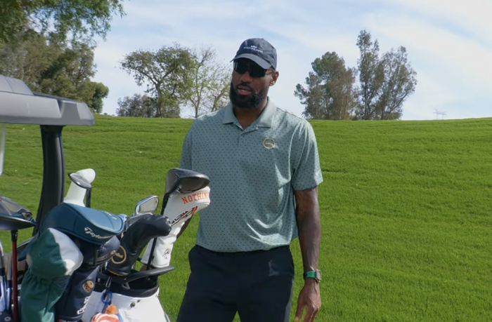 詹姆斯谈41岁仍征战压力：睡眠与清醒状态的反差